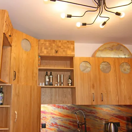 Strandanker In Apartment